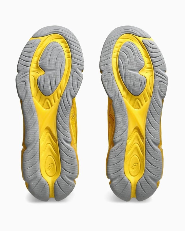 C.P. Company x ASICS Gel Quantum 360 VIII Yellow 1203A507 750